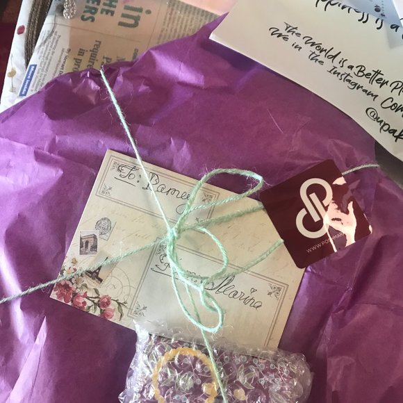 Welcome to my closet! 🤗 💋🥰Please read below👇🏻 - Picture 4 of 16